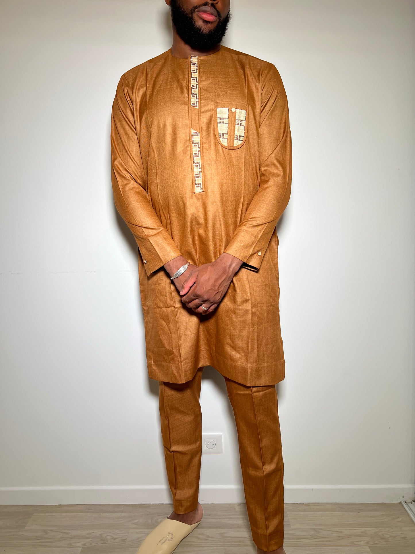 Tenue Homme marron