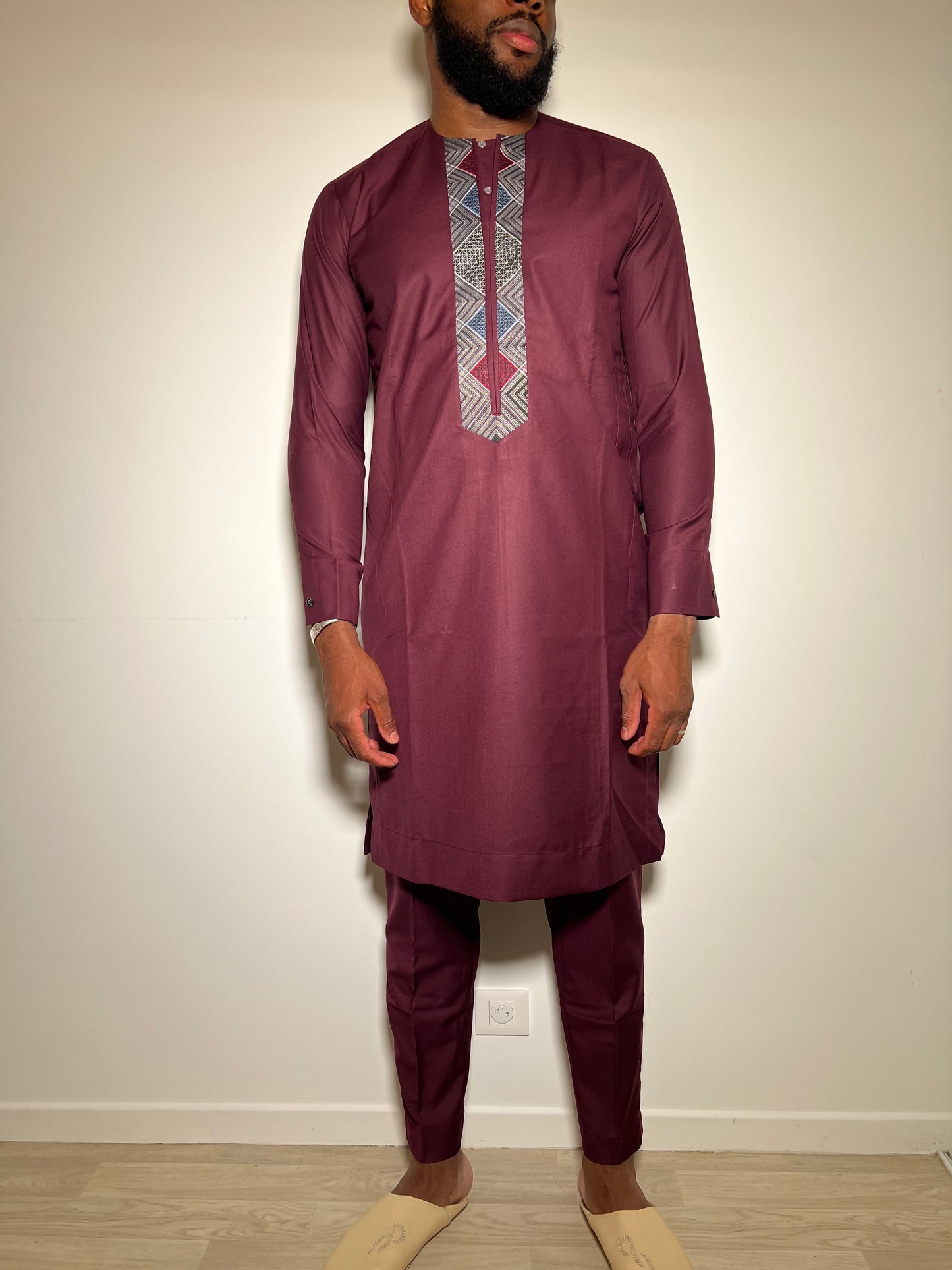 Tenue Homme Rouge Bordeau