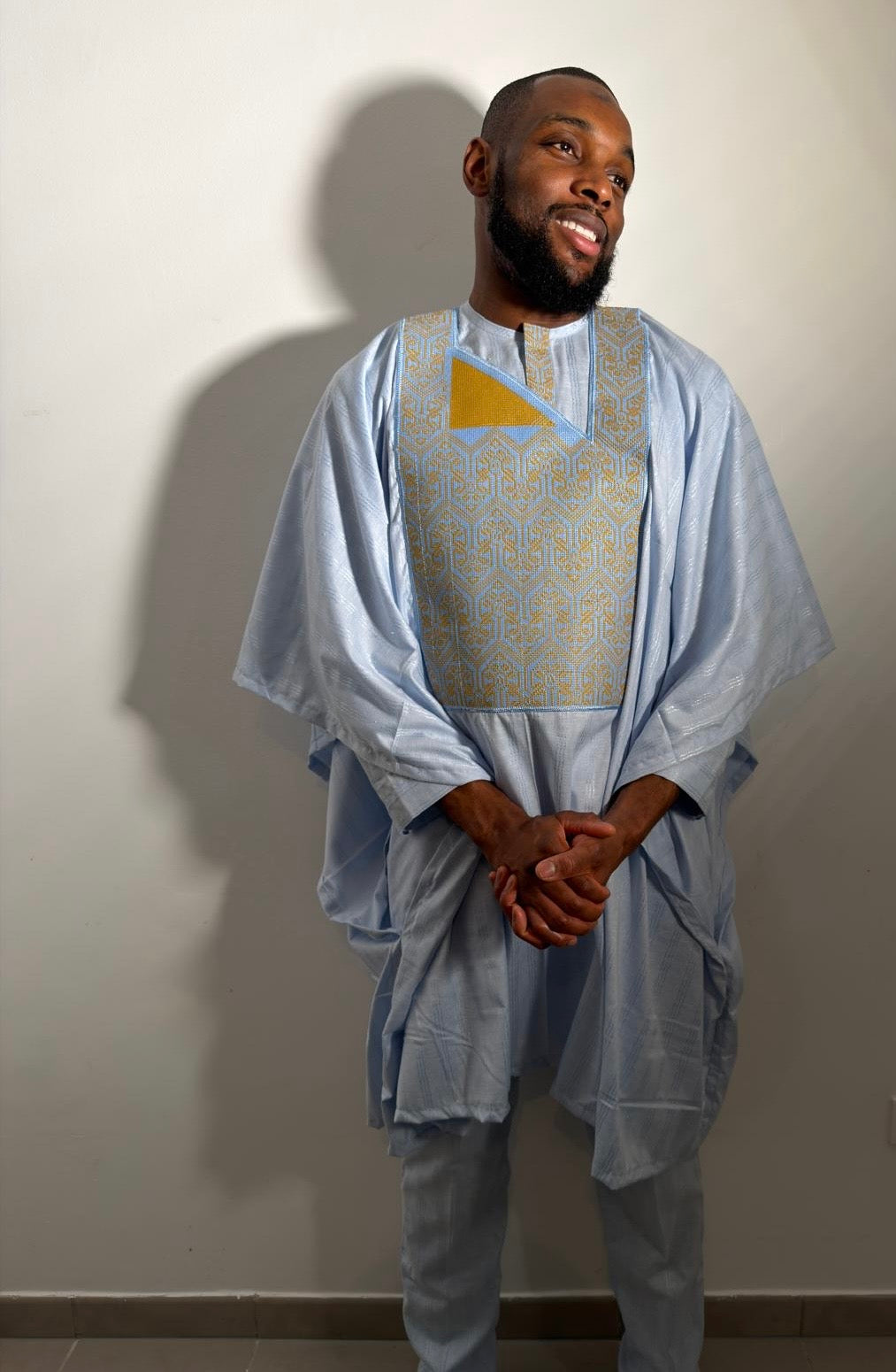 Tenue bleu clair HOMME